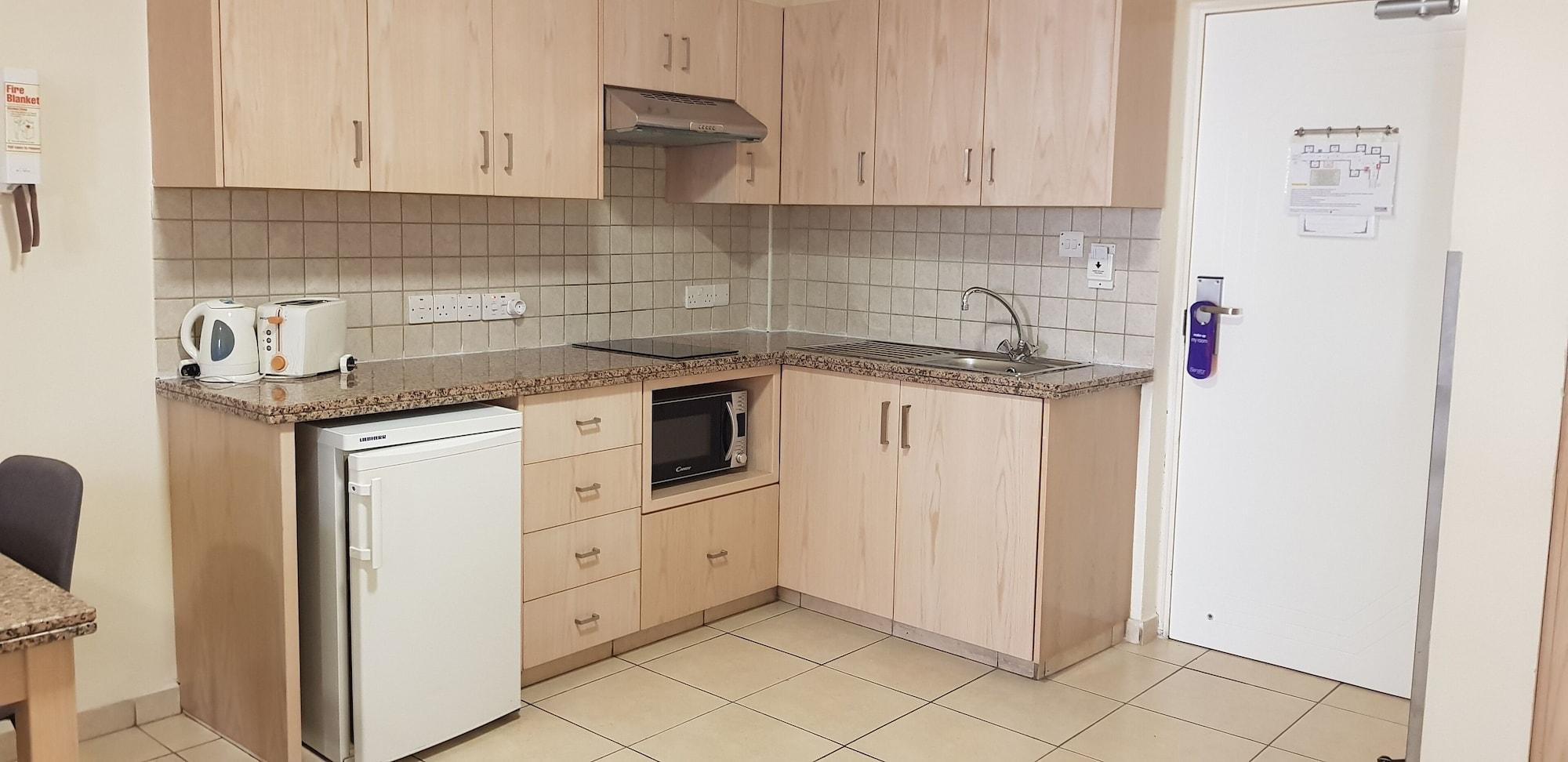 Senator - Adults Only Hotel apartamentowy 3*
