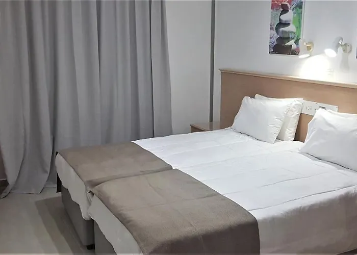 Senator Hotel Apartments - Adults Only